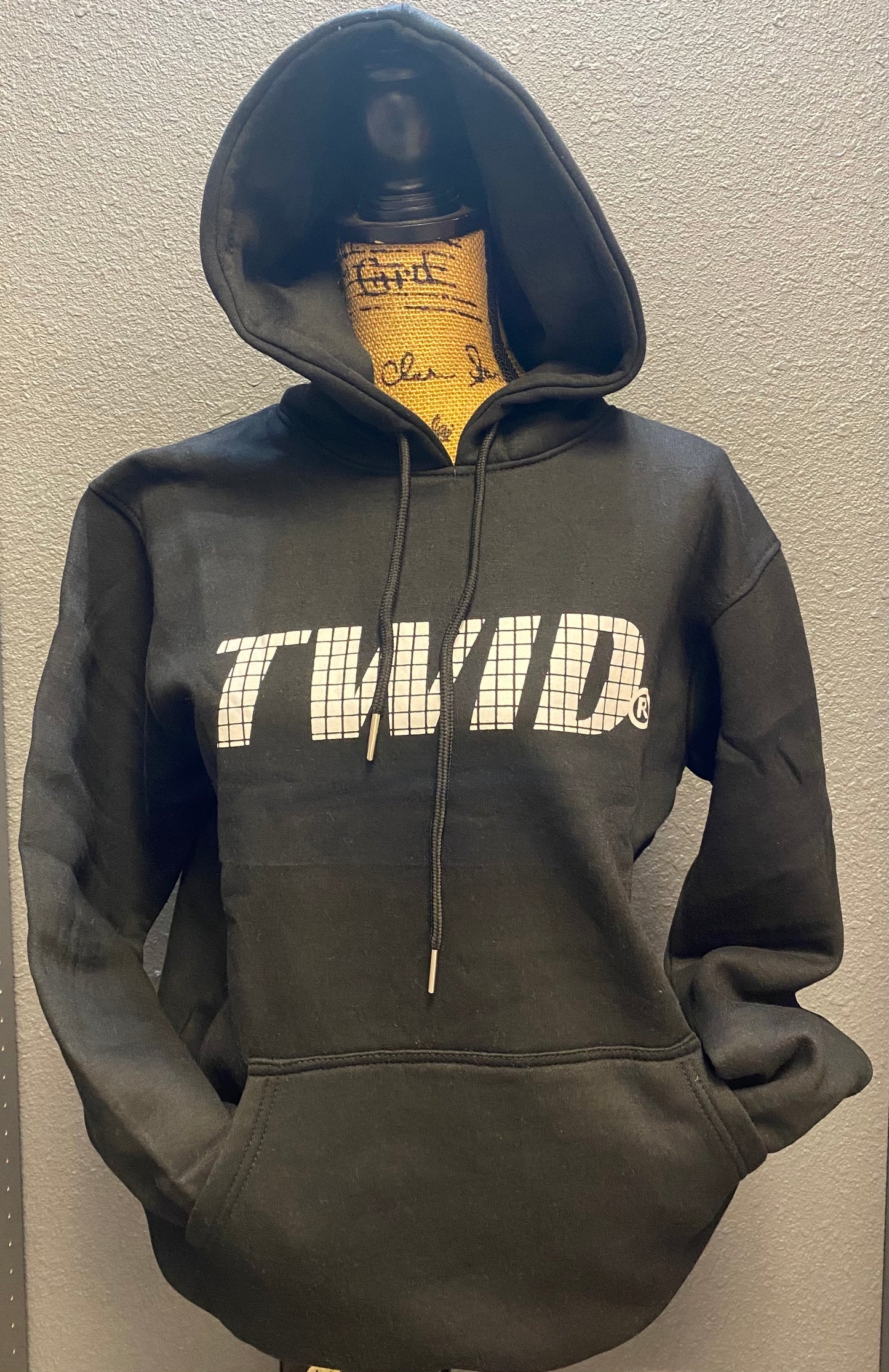 Twidwear Easy Graphic Pullover Hoodie